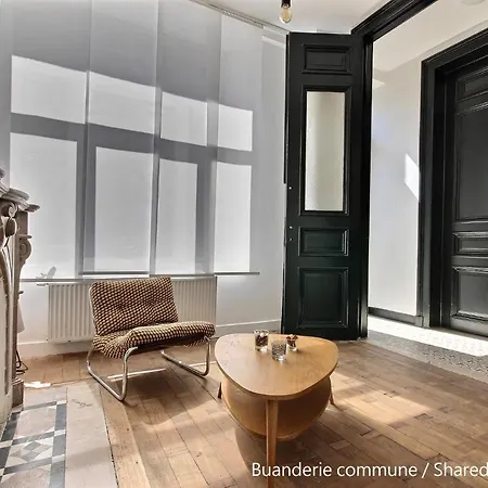 아파트 Gats Place