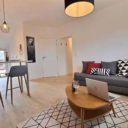 Apartment Gats Place
